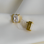 Ashlyn Studs Ohrclips in Gold von CLYPS – Clip-Ohrringe ohne Ohrlöcher