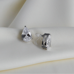 Blair Studs Ohrclips in Silber von CLYPS – Clip-Ohrringe ohne Ohrlöcher