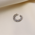 Detailansicht des Juliette Ear Cuff in Silber