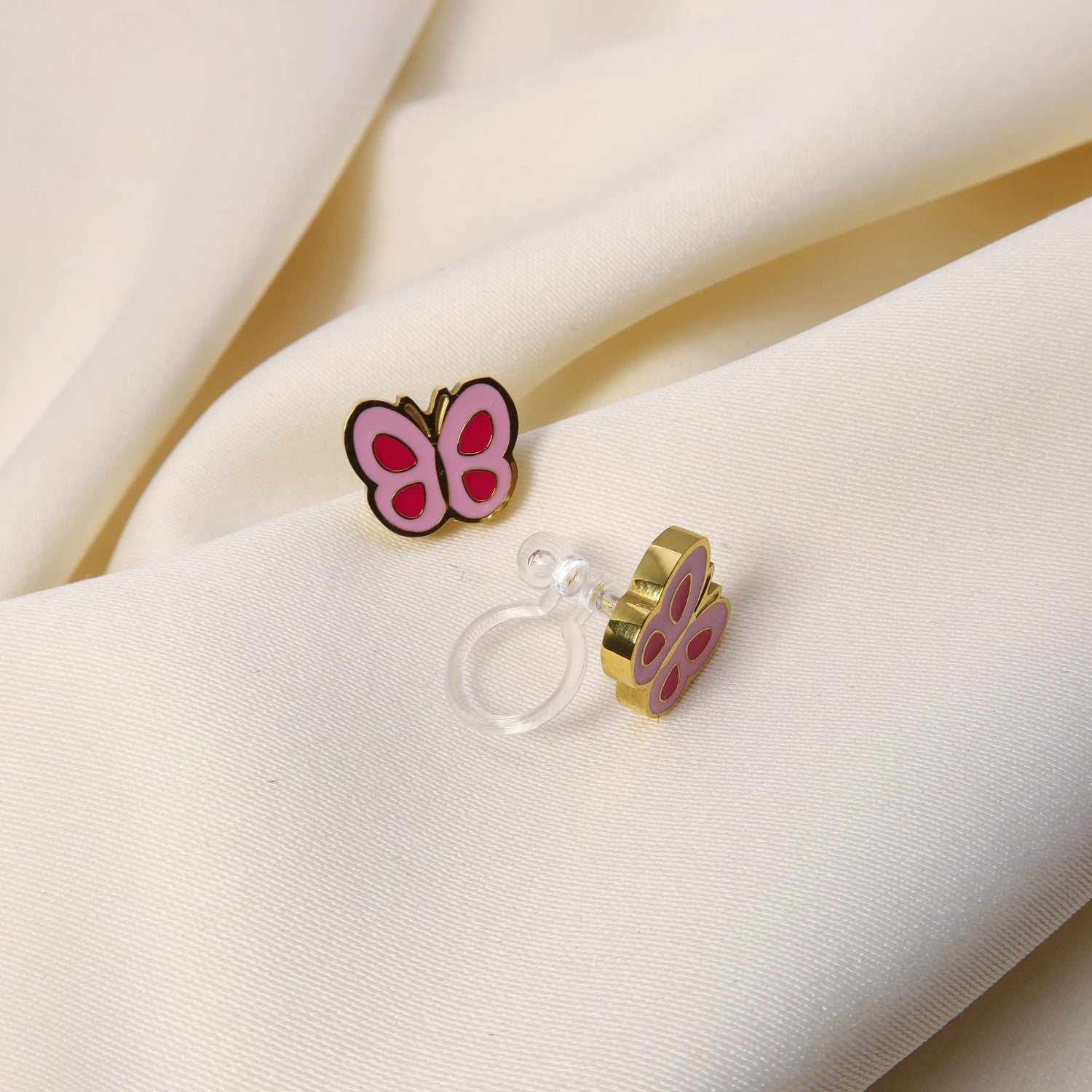 Schmetterling Kinder Ohrclips in Gold von CLYPS Kids – Ohrringe ohne Ohrlöcher